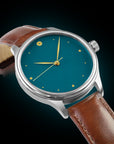 Side profile of automatic Urushi watch case