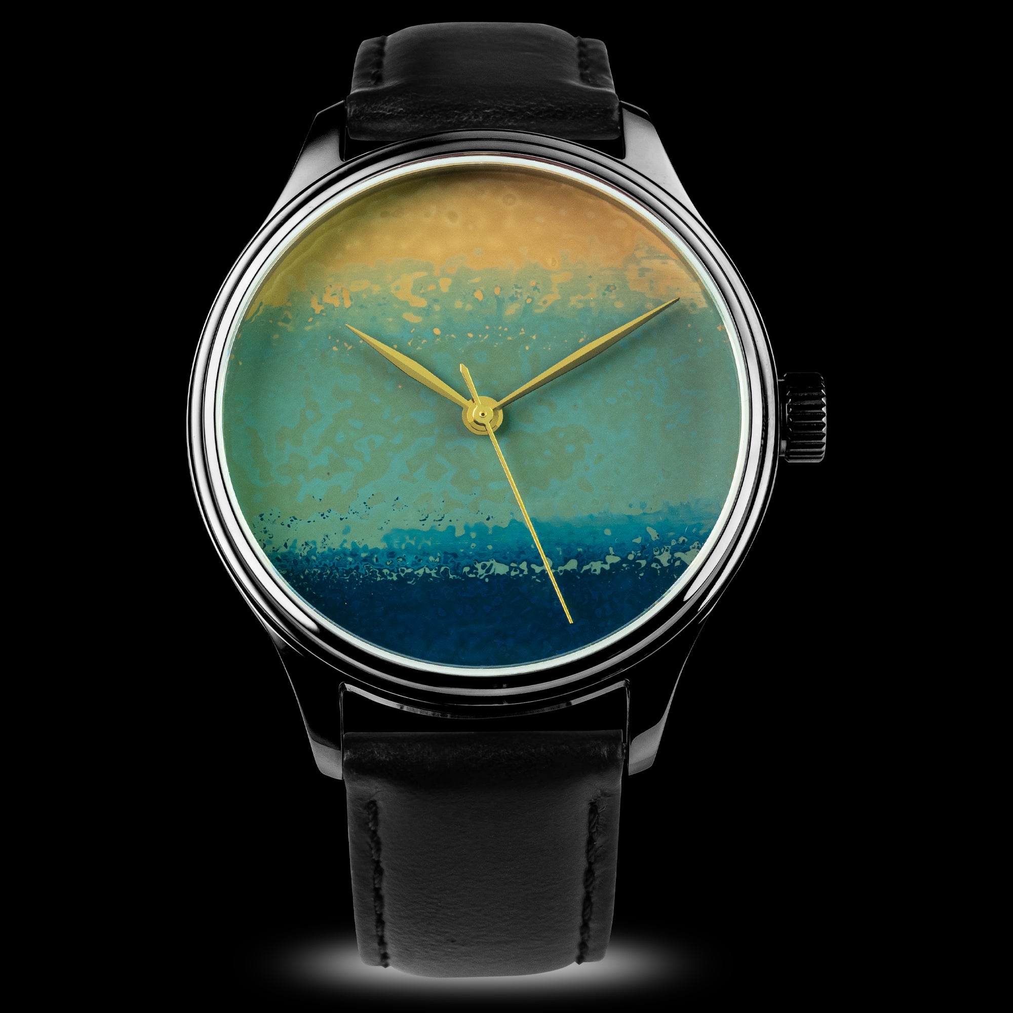 Minimalist dial art featuring traditional Japanese Urushi lacquer layers and Kinma highlights