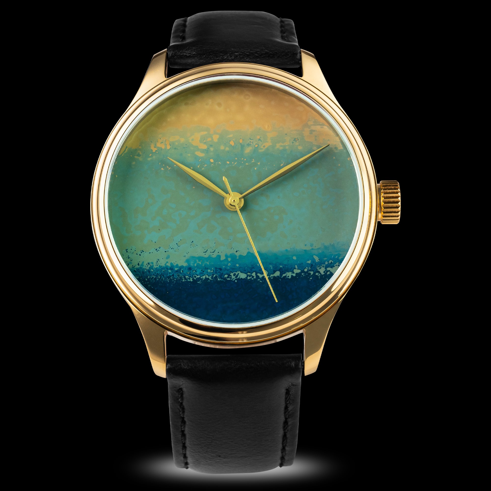Unique Urushi texture resembling natural stone, created by layering and engraving lacquer