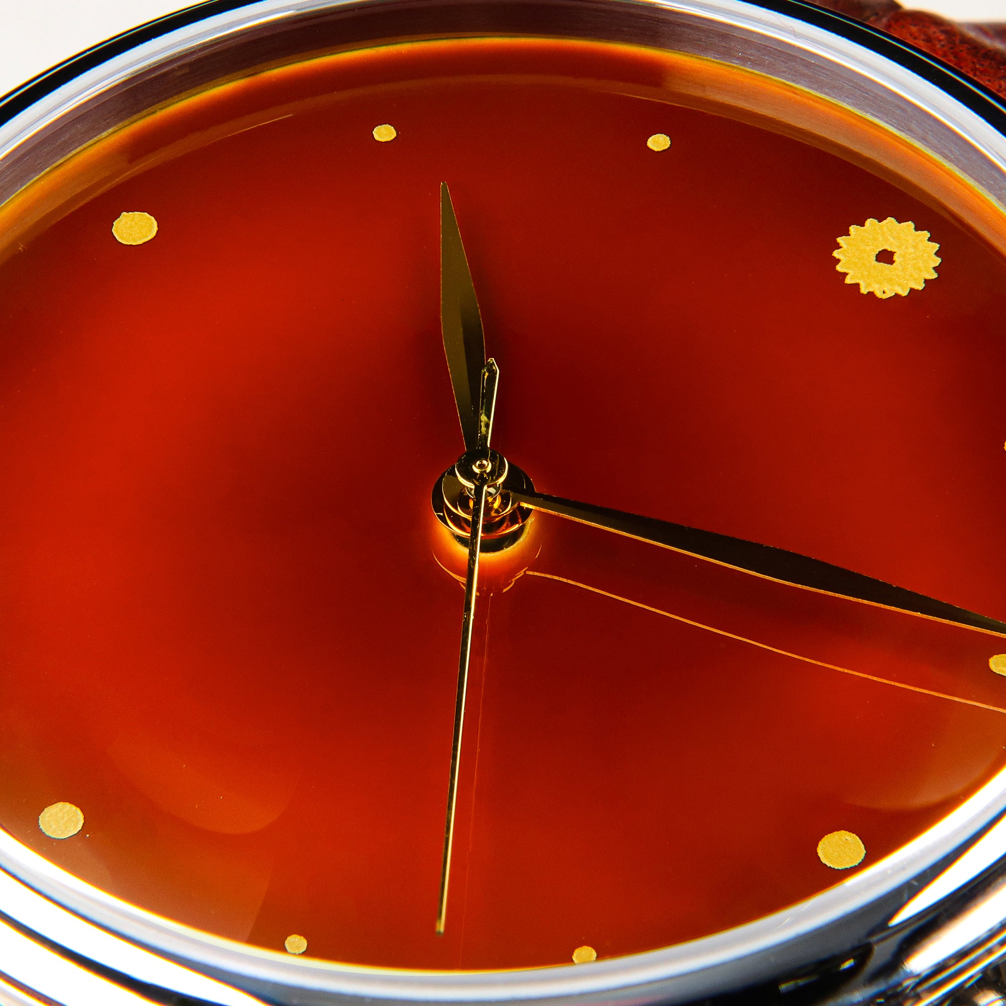 Best urushi watch from Japan – Dream Watch Urushi by Wancher Watch with handcrafted urushi dial and minimalist Japanese design