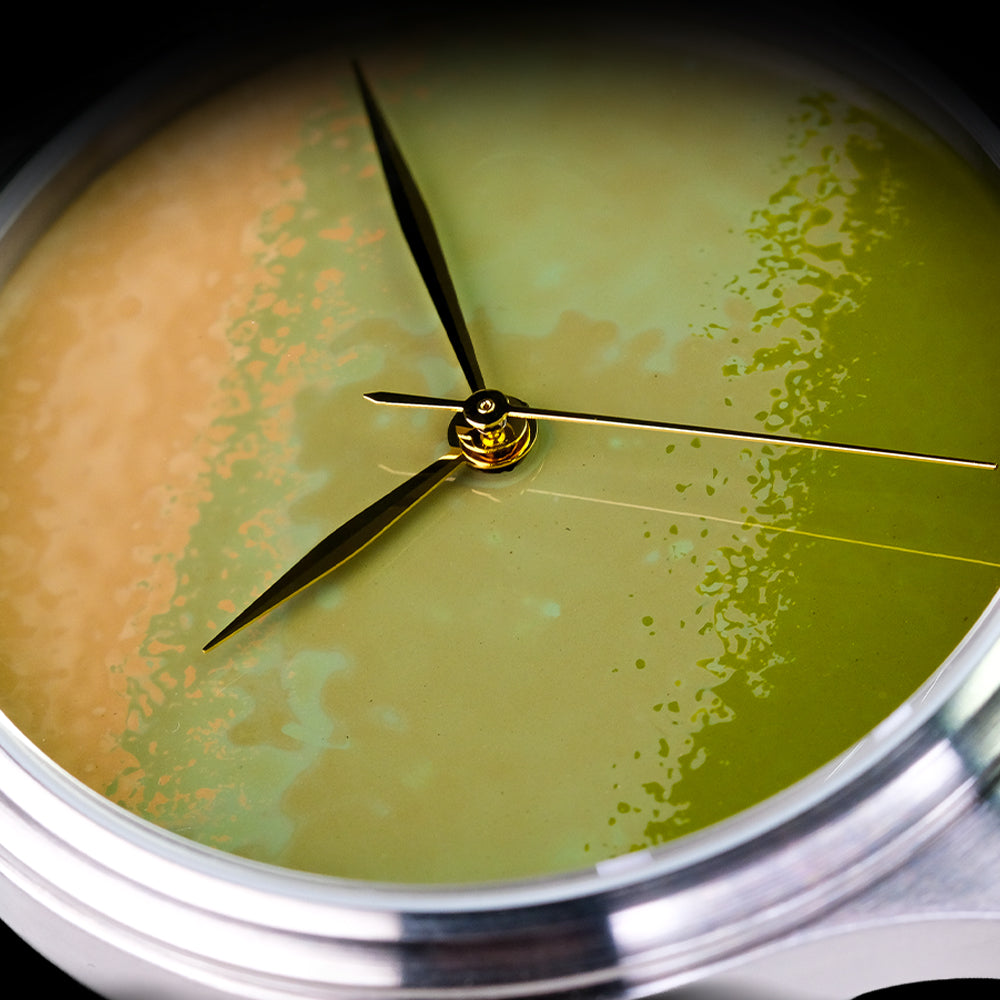 Luxury Japanese Urushi lacquered watch Dream Watch Chawan-Iro Matcha with textured Ishime Tsuishitsu Nuri Kinma dial